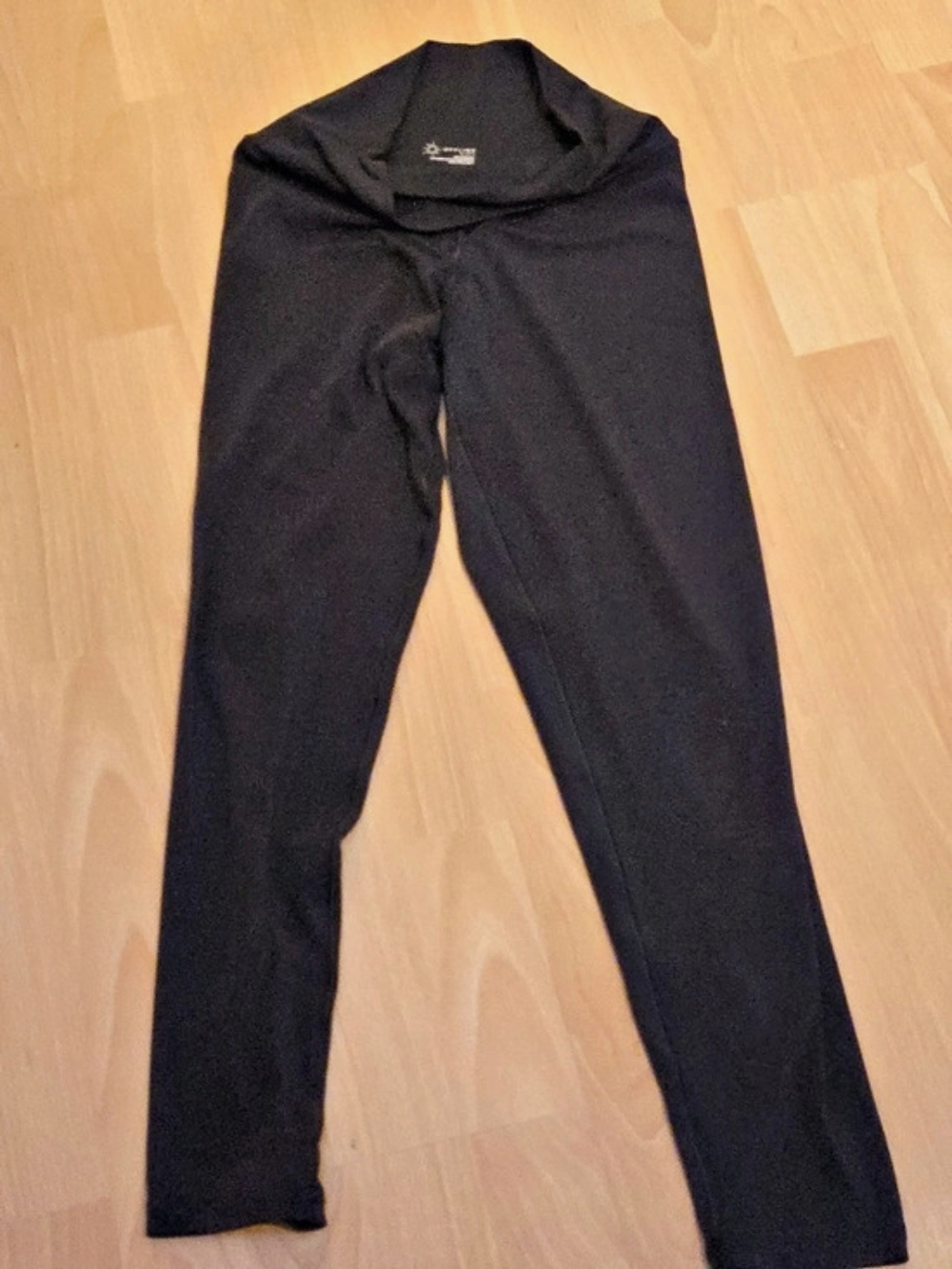 Offline by Aerie Real Me High Waisted Crossover 7/8 Legging Crossover 7/8